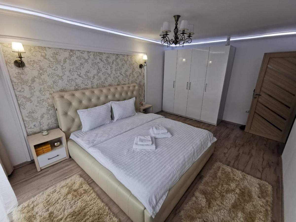 Ferienwohnung Apartament Gold Luxury Tîrgu Ocna Exterior foto