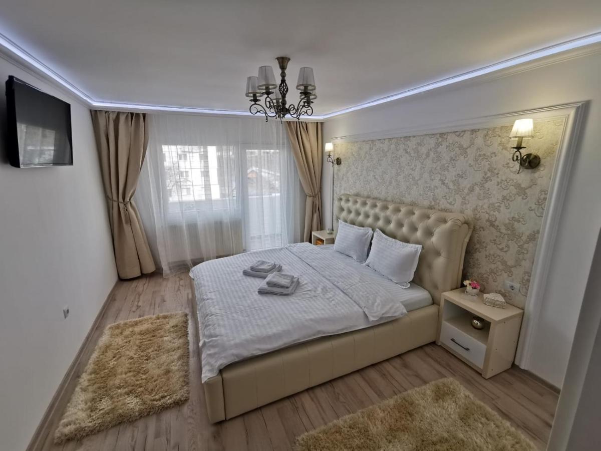 Ferienwohnung Apartament Gold Luxury Tîrgu Ocna Exterior foto